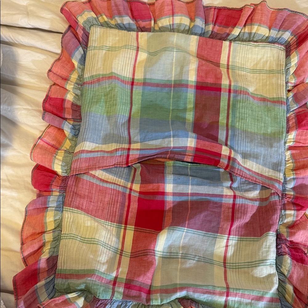 Set (2) vintage Ralph Lauren Pink Pastel Plaid Ruffled Pillow Shams - Picture 3 of 6